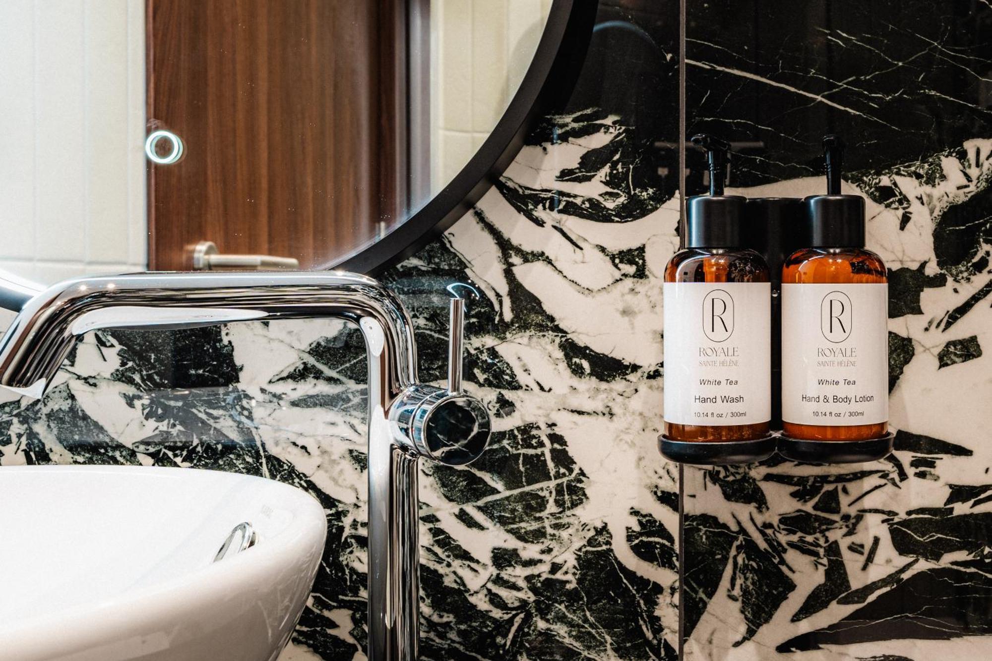 Royale Sainte Helene Boutique Hotel Birkirkara Esterno foto