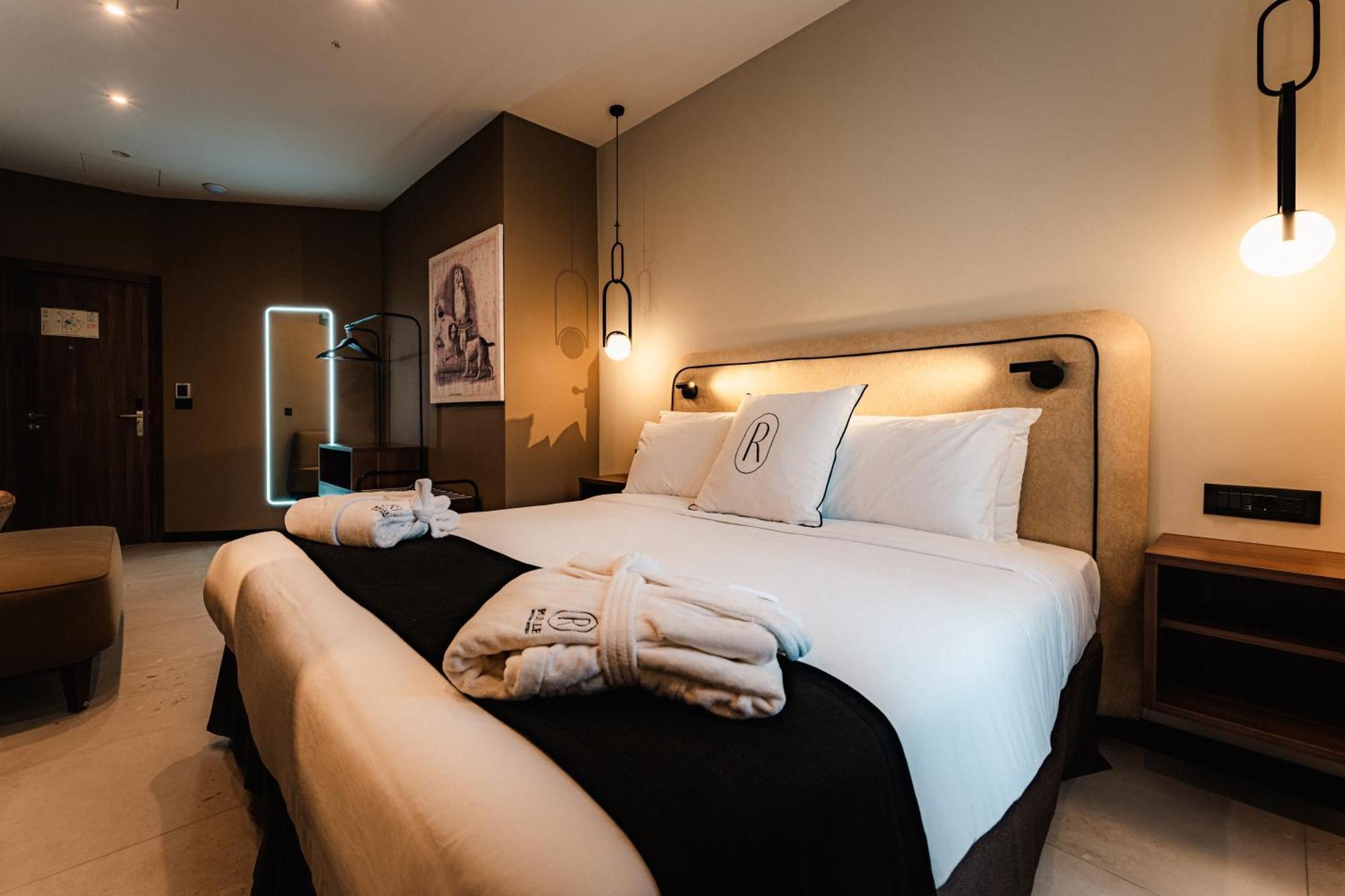 Royale Sainte Helene Boutique Hotel Birkirkara Esterno foto